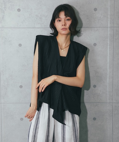 SMILE ORCHID（スマイルオーキッド） ブラウス シャツ Vネック