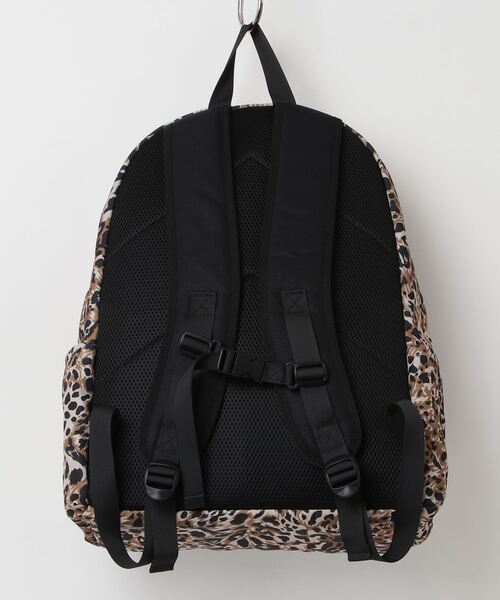 A BATHING APE リュック・バックパック ベージュ A BATHING APE リュック・バックパック ベージュ A BATHING APE