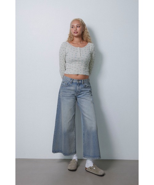 ALEXIA STAM（アリシアスタン） tシャツ Henley Neck Floral Long