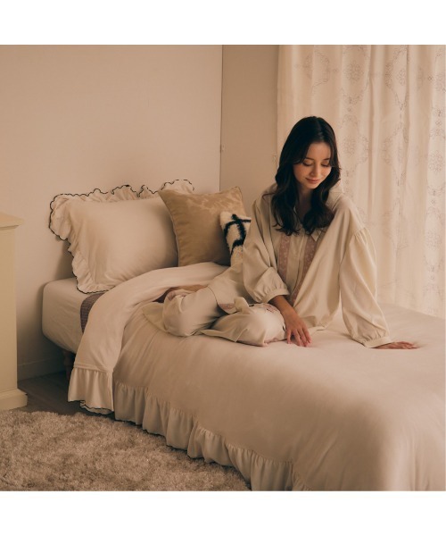 フランフラン　WARMY ARGAN OIL FRILL COMFORTER Francfranc（フランフラン） ベッド 寝具 「WARMY ウォーミー