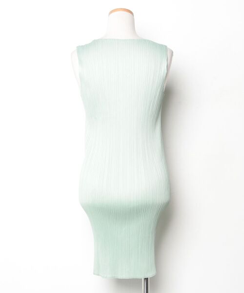 「PLEATS PLEASE」 ノースリーブワンピース 3 グリーン レディースの画像