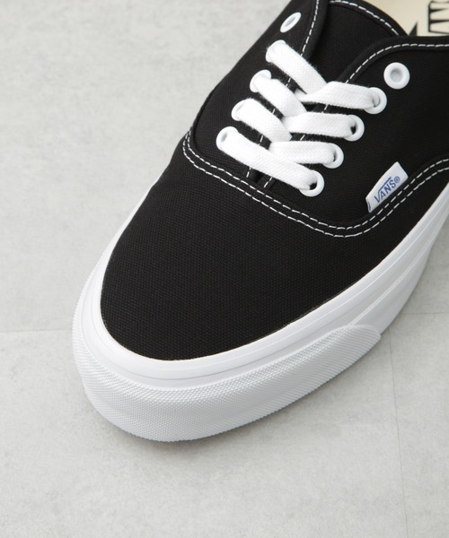 「VANS」 ローカットスニーカー 8 ブラック メンズの画像
