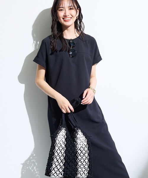 INDIVI（インディヴィ） ワンピース 半袖 「華奢見え」ベルト付き