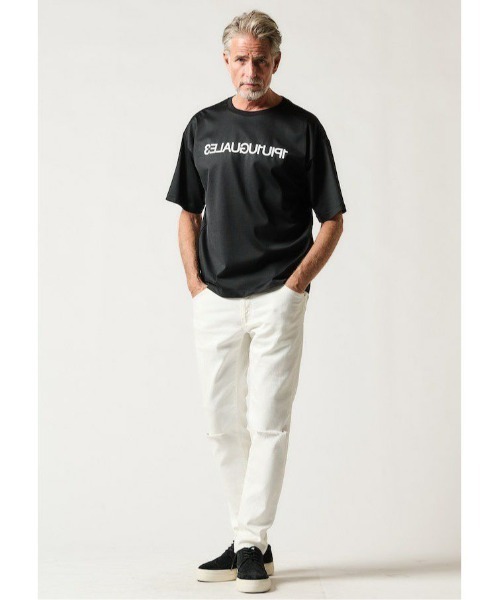 1 piu 1 uguale 3（ウノピゥウノウグァーレトレ） ジーンズ