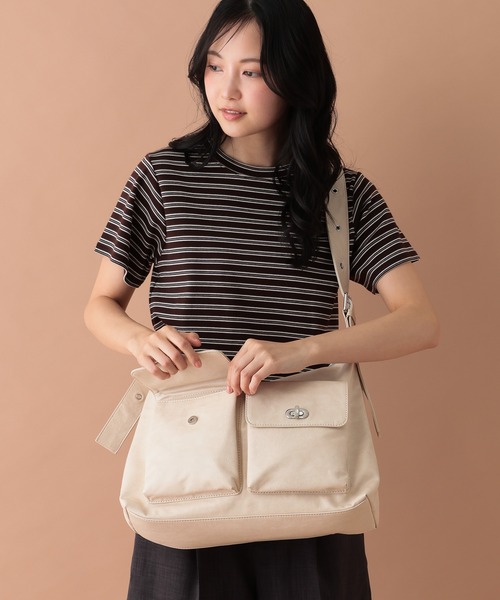 tiny tiny（ティニーティニー） ショルダーバッグ バッグ ハトメW