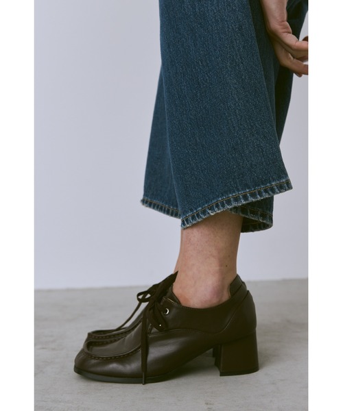 un/neu デッキシューズ モカシン レースUPスクエアヒール