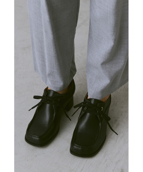 レースアップ　モカシンシューズ un/neu デッキシューズ モカシン レースUPスクエアヒール