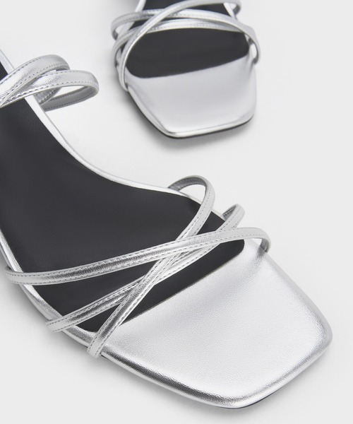 CHARLES ＆ KEITH サンダル ストラッピー スクエアトゥキトゥン