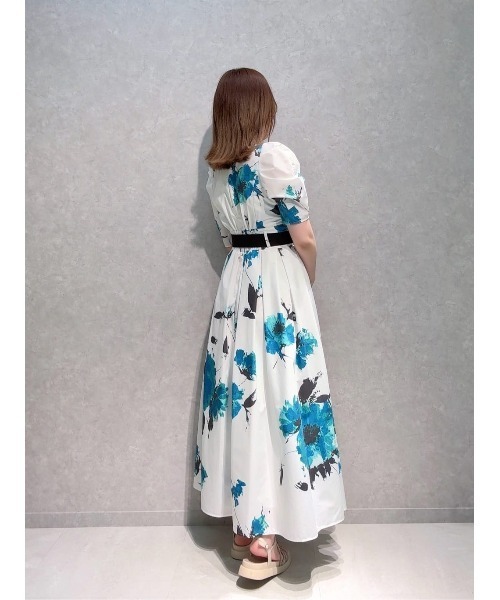 アンドクチュール　新品未使用　ワンピース　フラワー　花柄 アンドクチュール AND COUTURE ボタニカルフラワーワンピース
