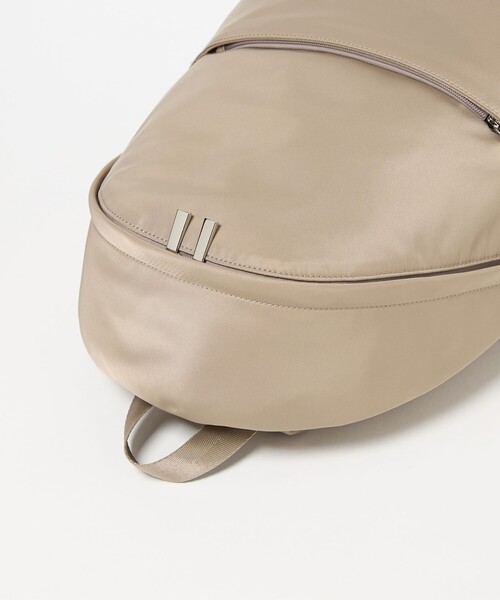   ★ 実用性 ズレ ジップアラウンド バックパック Amazon.co.jp: [エルシオン] FREQUENT FLYER (フリークエント