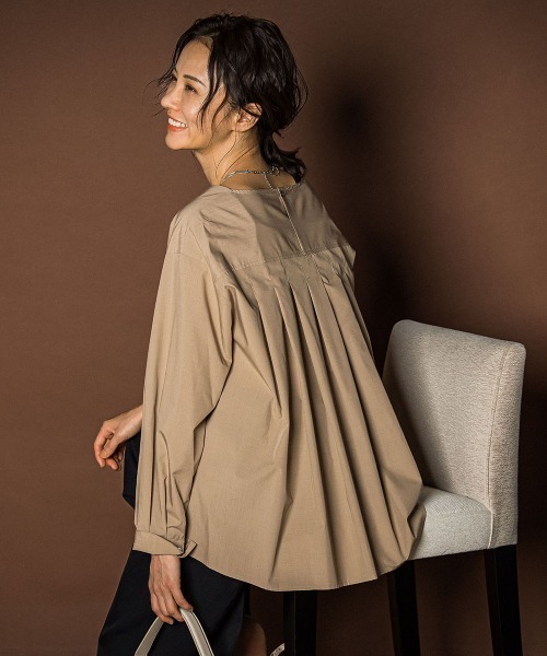 ロートレアモン（LAUTREAMONT）/キーネックエアリータックブラウス ≪接触冷感/洗濯機で洗える≫ LAUTREAMONT（ロートレアモン） ブラウス シャツ キーネックエアリー