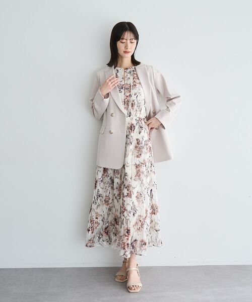 ワンピース フラワー柄シアープリーツワンピースの画像