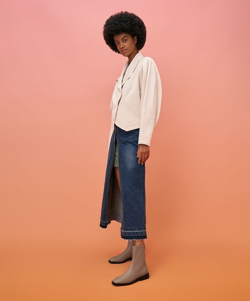 【CHARLES & KEITH】スクエア　アンクルブーツ 35 ベージュ CHARLES ＆ KEITH ブーツ スクエアトゥ ジップアップアンクル