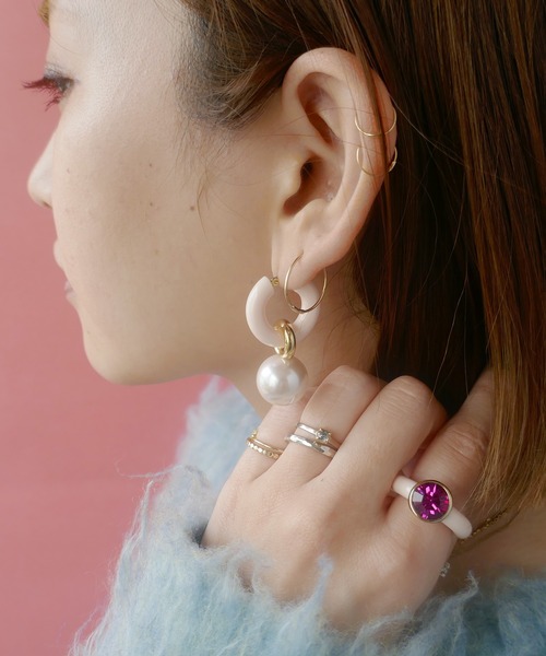 LOVE BY e.m. ピンクパールフープピアス　アシンメトリー　ピンク LOVE BY e.m. ピアス ピンクパールフープピアス レディース