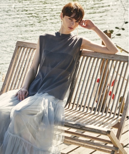 LA BELLE ETUDE tシャツ シアークルーネックノースリーブニット