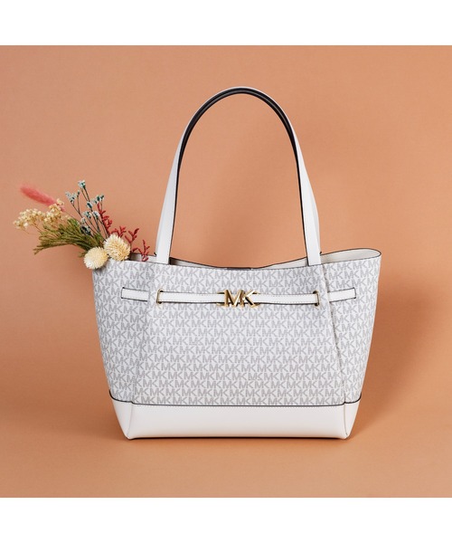 「MICHAEL KORS」 トートバッグ FREE ベージュ系その他 レディースの画像
