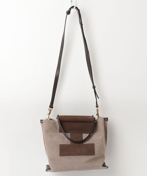 IACUCCI（イアクッチ） ハンドバッグ FREE ダークブラウン レディース