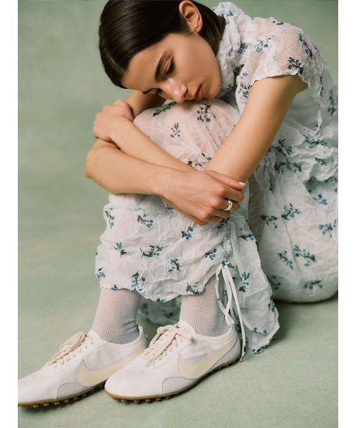 NIKE（ナイキ） スニーカー 「NIKE meets emmi」MOON SHOE OG SS