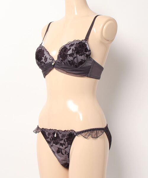 Segredo Lacrado*ブラ&ショーツ&ベルト3点セット*LUXURY PINK PINK – Victoria's Secret