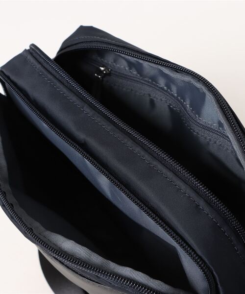 Y'SACCS（イザック） ショルダーバッグ バッグ レザーコンビナイロン