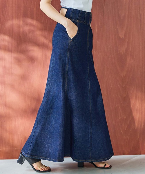 Taylor愛用ブランド♪Isla Denim Petal Skirt*デニムスカート Denim miniskirt with belt Woman, Blue | TWINSET Milano