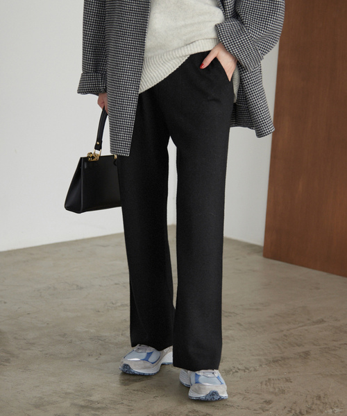 【新品タグ付き】スローブイエナ　センタープレスイージーパンツ　ブラック★ SLOBE IENA（スローブイエナ） イージーパンツ 38 ブラック レディース