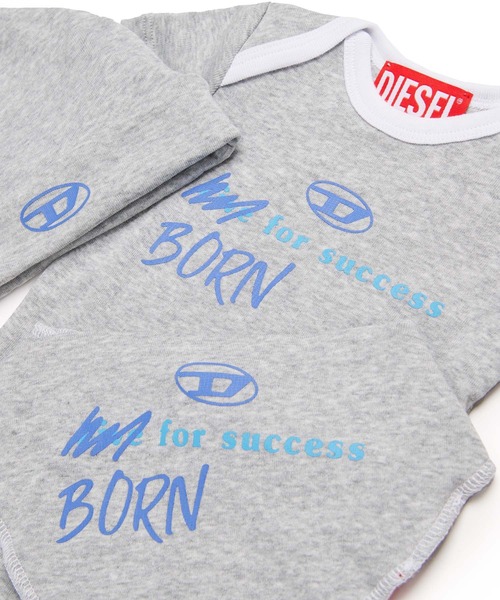 R*M様 DIESEL ロンパースセット　新品未使用 DIESEL KIDS 出産祝い 入学式 DIESEL（ディーゼル）Baby ワンポイント