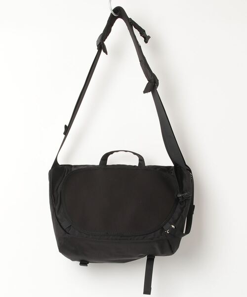 ARC'TERYX（アークテリクス） メッセンジャーバッグ - ブラック メンズ