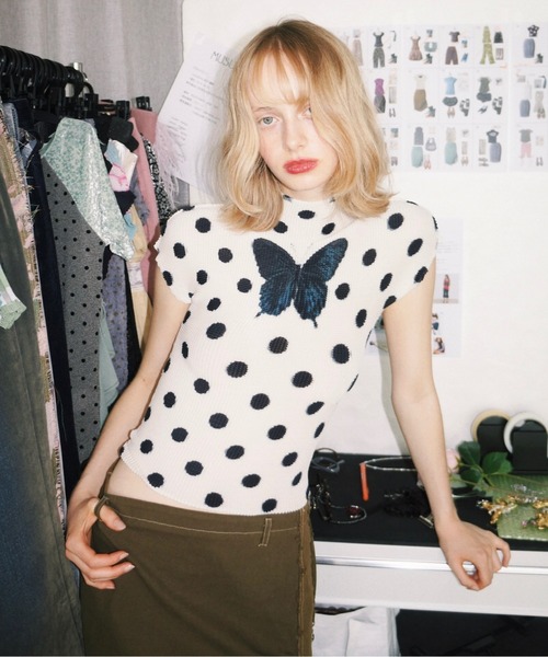 musubore（ムスボレ） tシャツ pleated print tops ”scattered rose