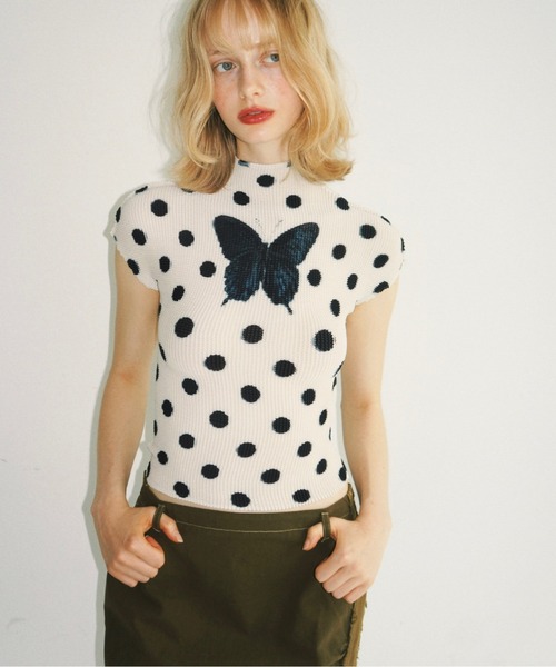 musubore（ムスボレ） tシャツ pleated print tops ”scattered rose