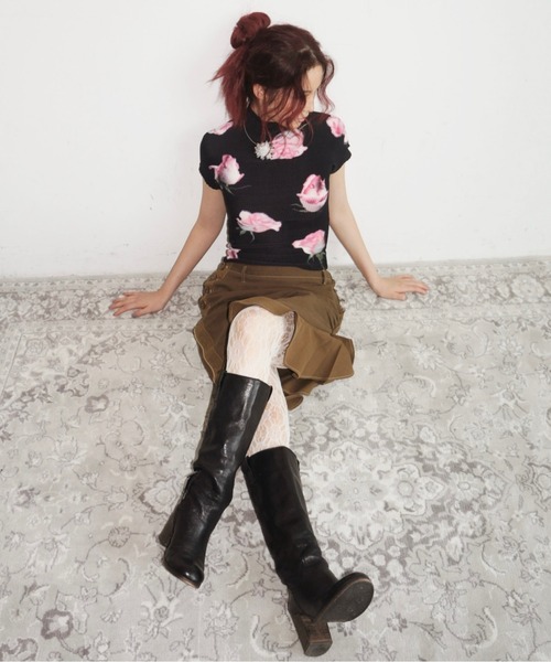 musubore（ムスボレ） tシャツ pleated print tops ”scattered rose