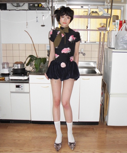 tシャツ pleated print tops  ”scattered rose” / プリーツプリントトップス レディースの画像