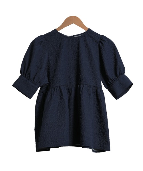 mili an deni ブラウス シャツ エンボス加工ペプラムプル