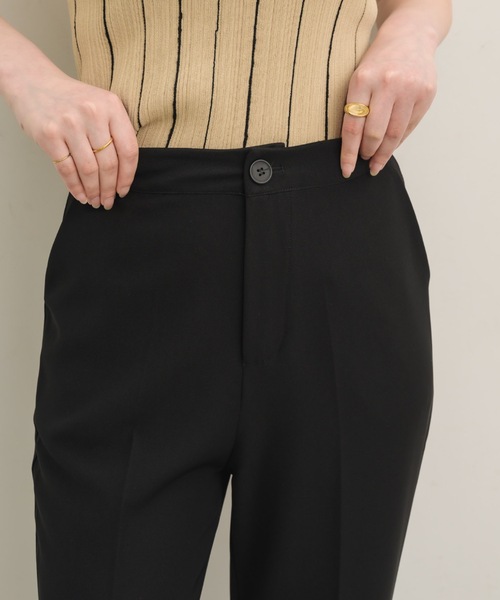 専用 ヤマダヤ【FENNEL】クロップドフレアーパンツ 専用 ヤマダヤ【FENNEL】クロップドフレアーパンツ クロップド