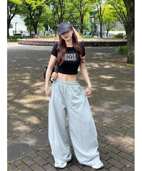 シャイニーDDロゴコンパクトTシャツ ホワイト Darich tシャツ シャイニーDDロゴコンパクトTシャツ レディース