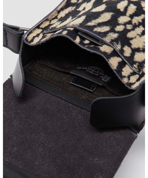 Dr.Martens ブラックショルダーバッグ Dr. Martens（ドクターマーチン）の「Dr.Martens/ドクター