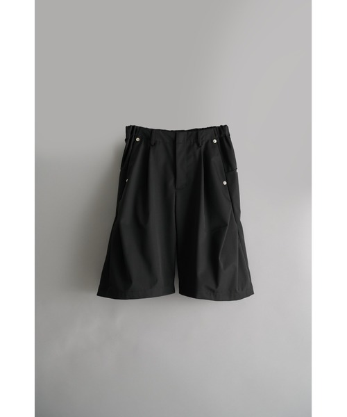 CONNSE ショートパンツ　新品未使用　黒 CONZ スラックス curve leg wide shorts/ショートパンツ/夏服/カーブ