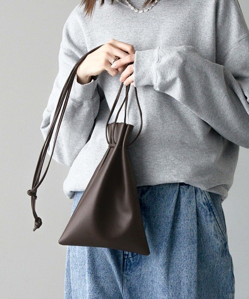 ショルダーバッグ 「Alfred Alex」synthetic leather drawstring