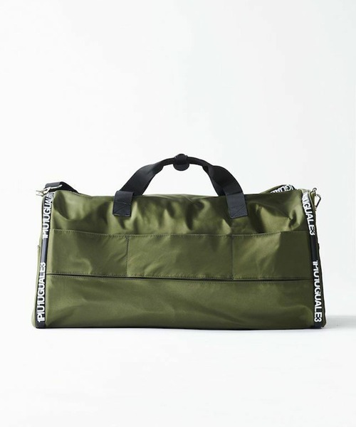 1 piu 1 uguale 3（ウノピゥウノウグァーレトレ） ボストンバッグ