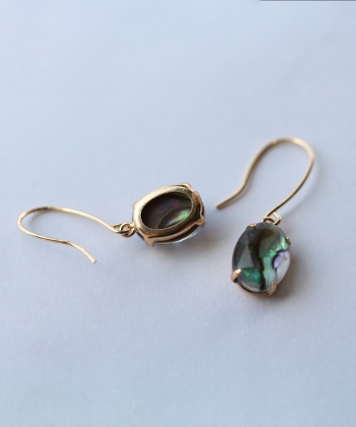cui-cui（キュイキュイ） ピアス クリスタル / 黒蝶貝 ピアス | K10YG 