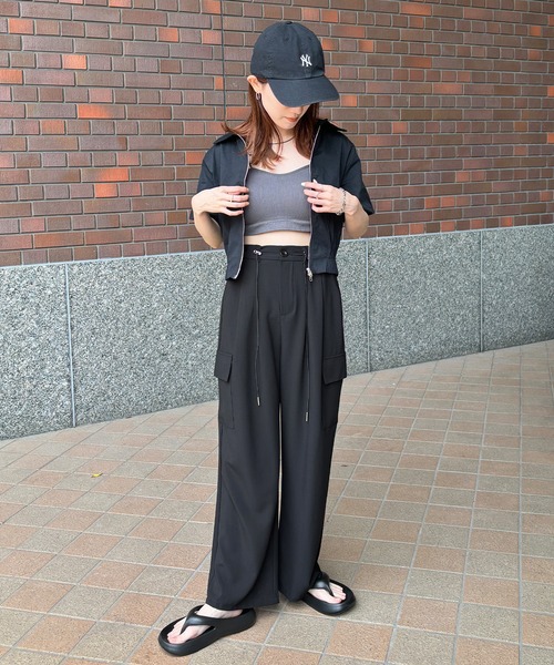 美品✨エブリデイアイライク シャークキャミソール トップス ブラック セール】[MADE] イージーバックレスストラップノースリーブ
