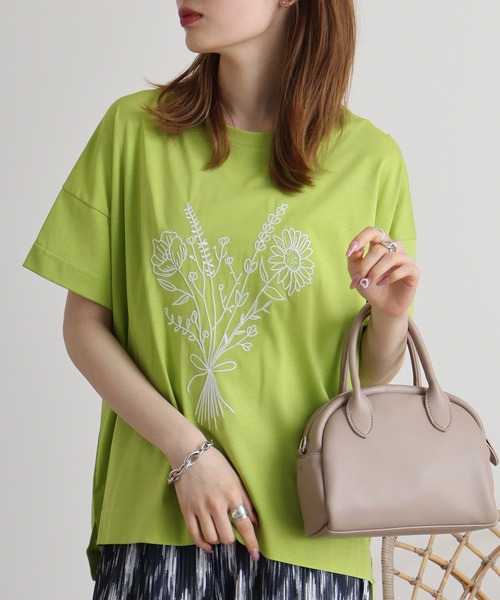 tシャツ BRODIAEA フラワーブーケ刺繍Ｔシャツ レディース