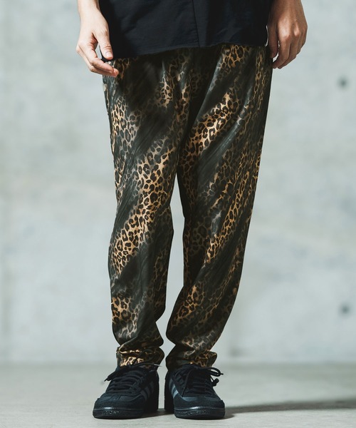 GLIMCLAP パンツ mp13553- Leopard ＆ handwriting pattern easy pants