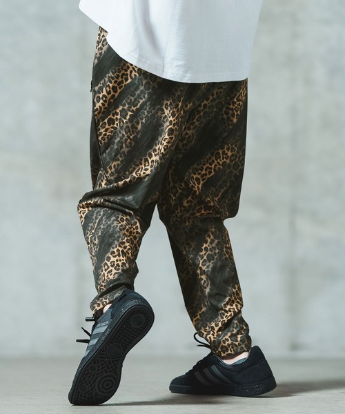 GLIMCLAP　ヒョウ柄フリースパンツ 新品タグ付き　M GLIMCLAP(グリムクラップ)】 Fleece fabric pants -leopard pattern