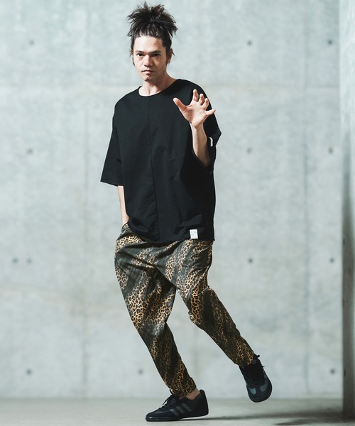 【GLIMCLAP】サルエルイージーパンツ/モノトーン総柄 GLIMCLAP パンツ mp13553- Leopard ＆ handwriting pattern easy pants
