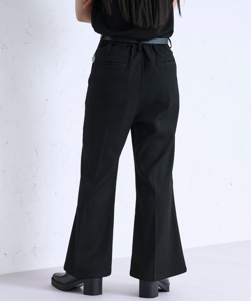 Ellno Loset（エルノロゼット） パンツ センタークリースフレアパンツ