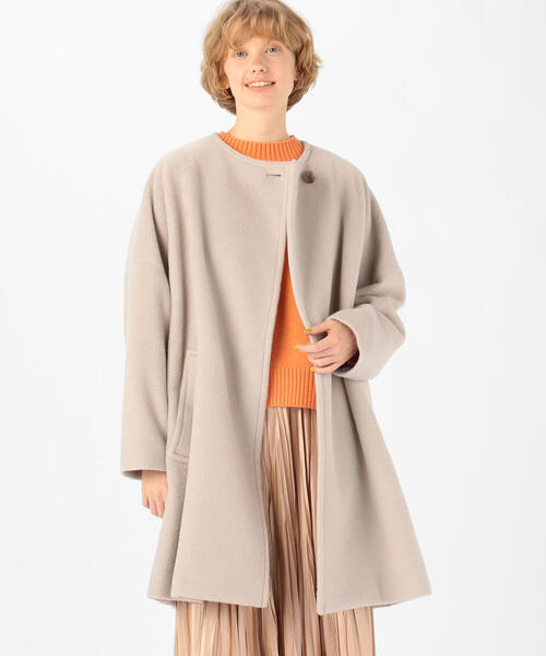 新品タグ付き トゥモローランド　Ballsey ノーカラーコート　ベージュ TOMORROWLAND（トゥモローランド） 「BALLSEY」ノーカラーコート 36