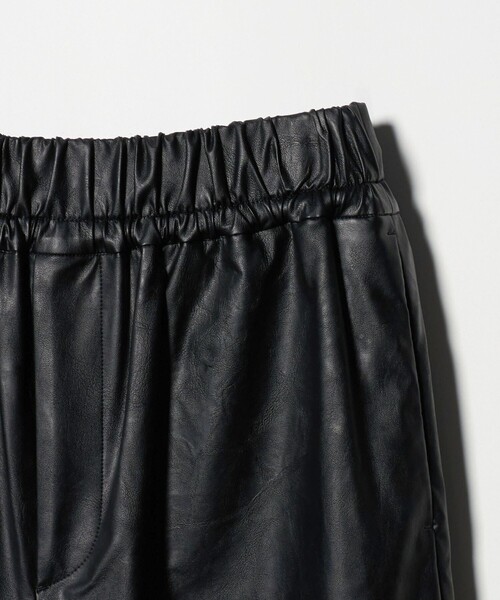 SACRA（ファッション） パンツ 「SACRA」レザーライク