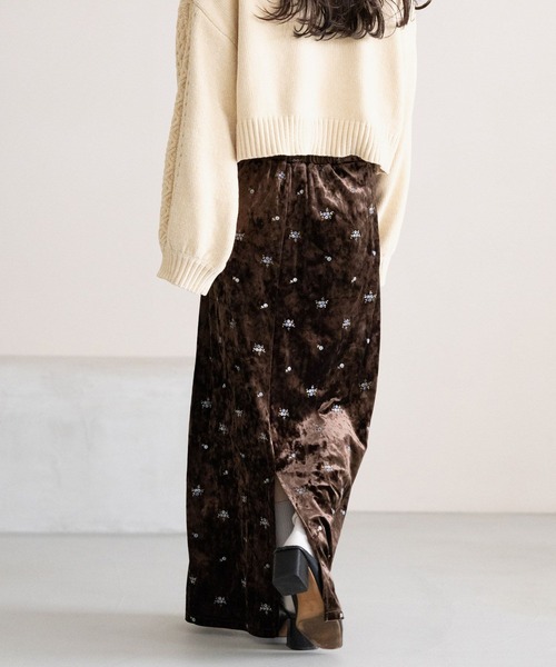 RAGEBLUE（レイジブルー） スカート フラワー刺繍/ベロアナロー