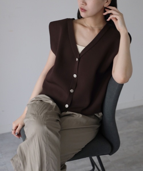 YENNA ベスト ジレ 「 2026 SS 新作 」ストラクチャードスリーブニット